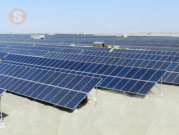青海格爾木20MW地麵分布式電站